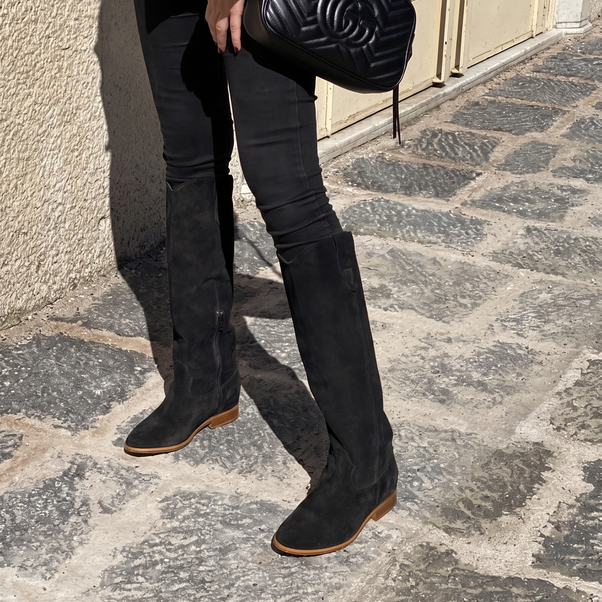 Ambrosia suede, black